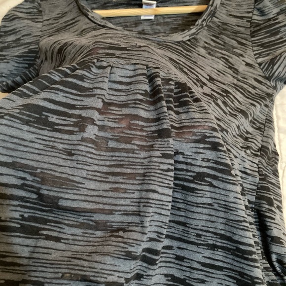 Women’s Black and Gray Scoop Neck Tunic - Size Small - Picture 3 of 5